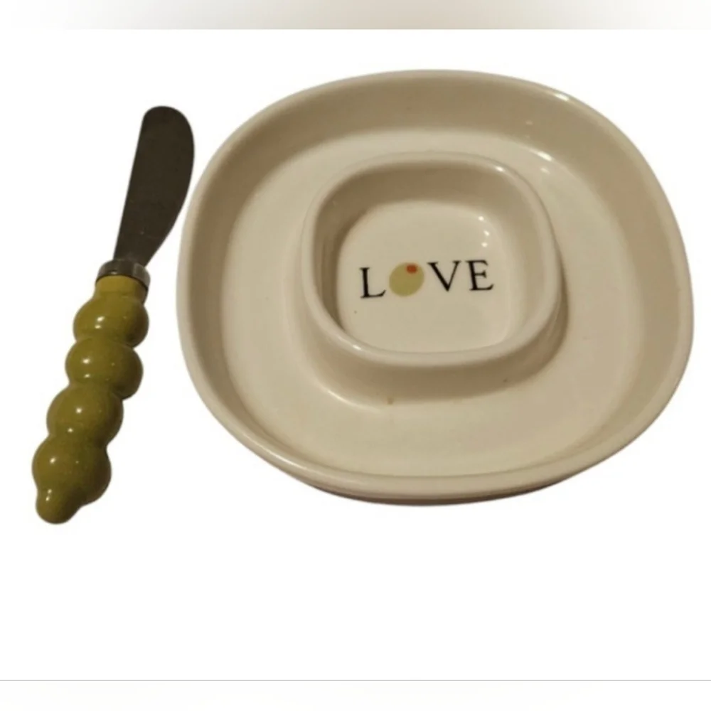 Olive Dish with Spreader - White and Green